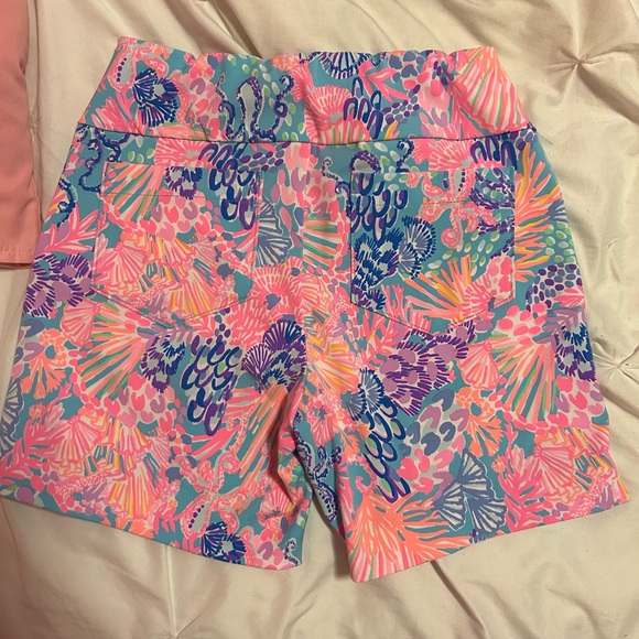 Lilly Pulitzer Luxletic Shorts - Picture 2 of 2